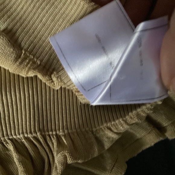 Chanel top - Picture 14 of 16